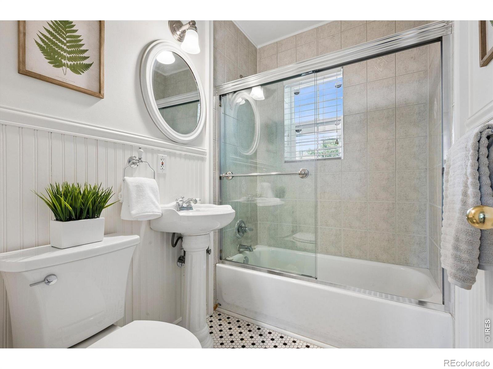 MLS Image #17 for 1141  elm street,denver, Colorado