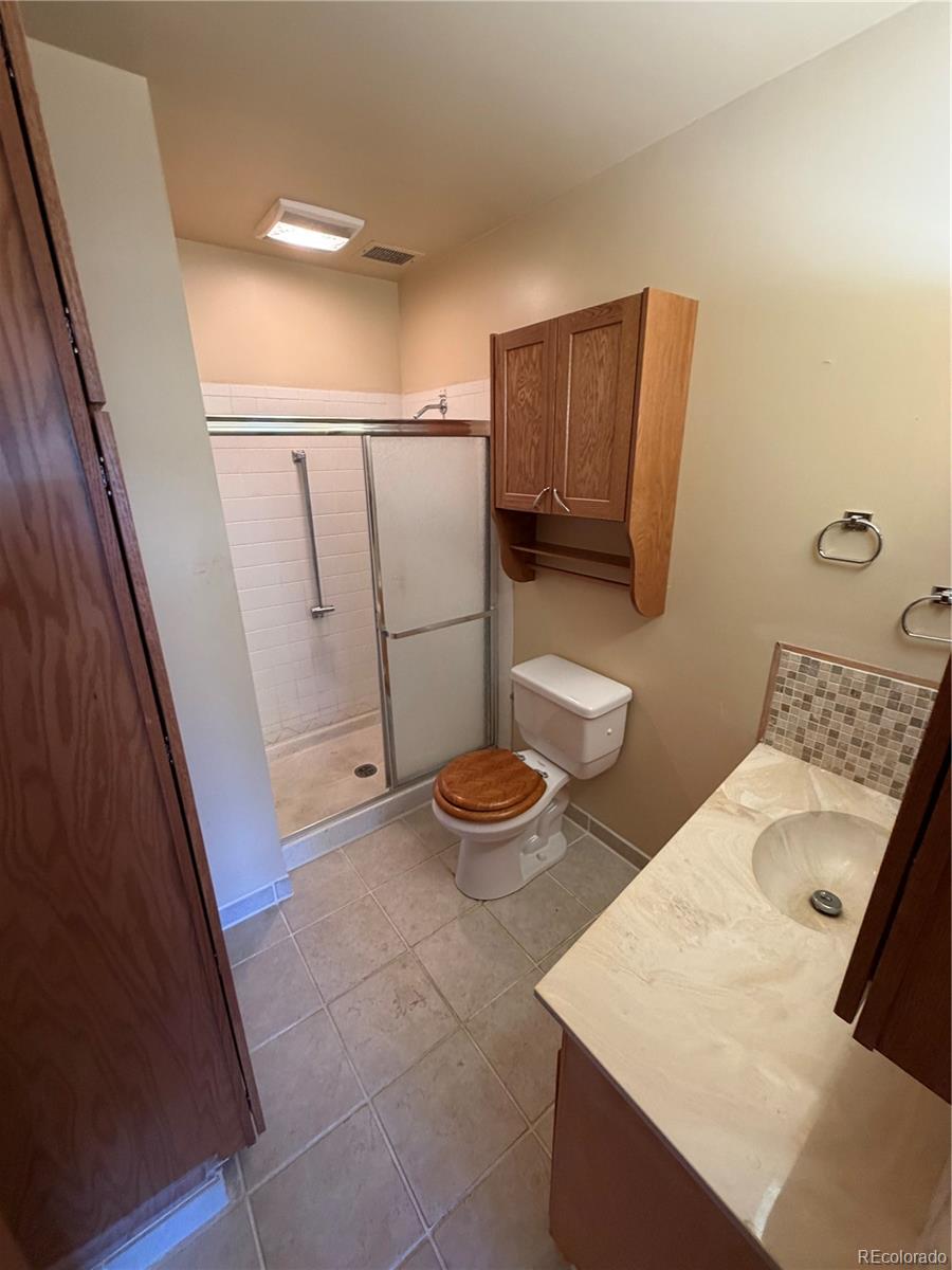 MLS Image #7 for 715 s alton way,denver, Colorado