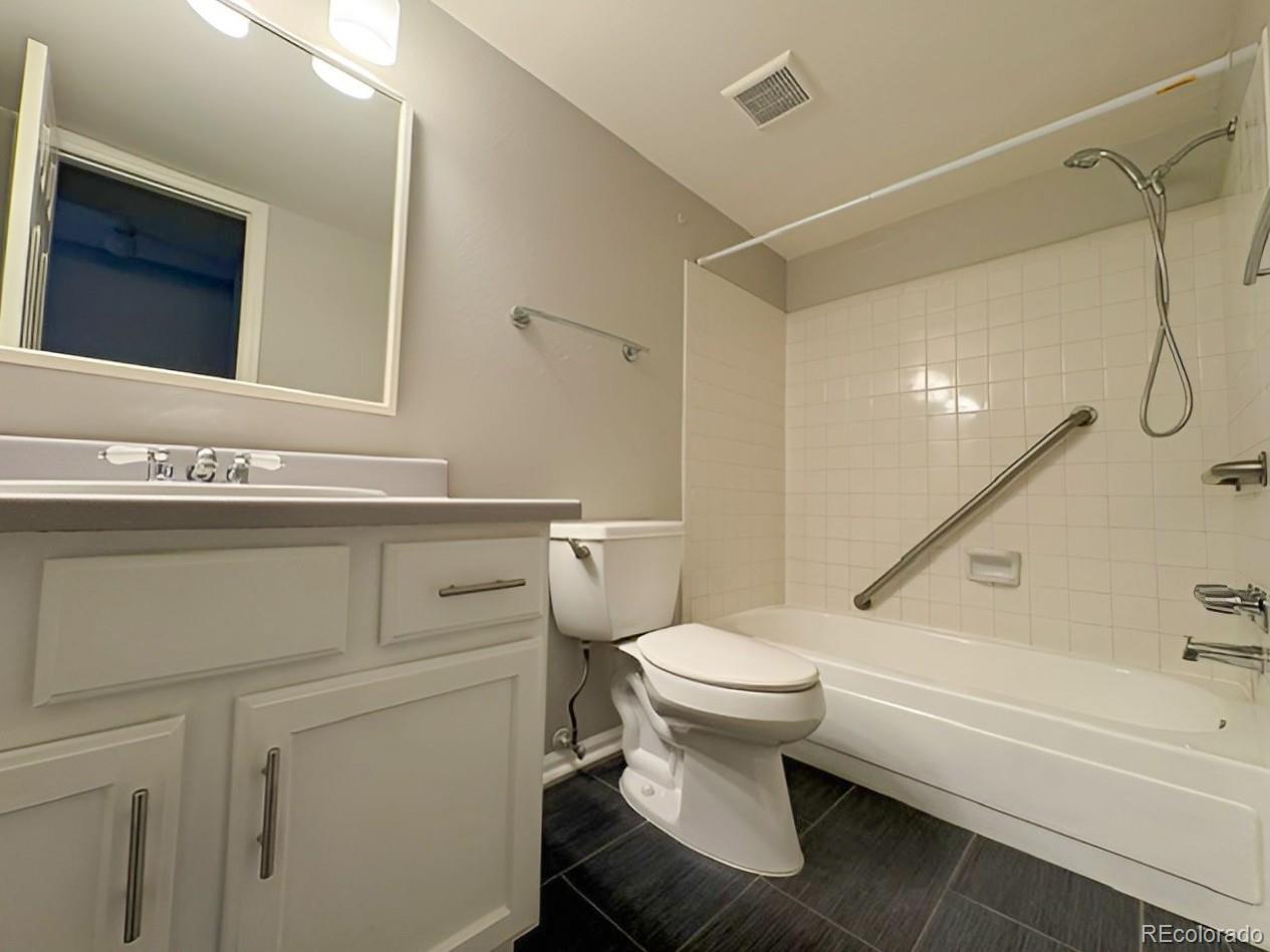 MLS Image #11 for 14652 e 2nd avenue,aurora, Colorado