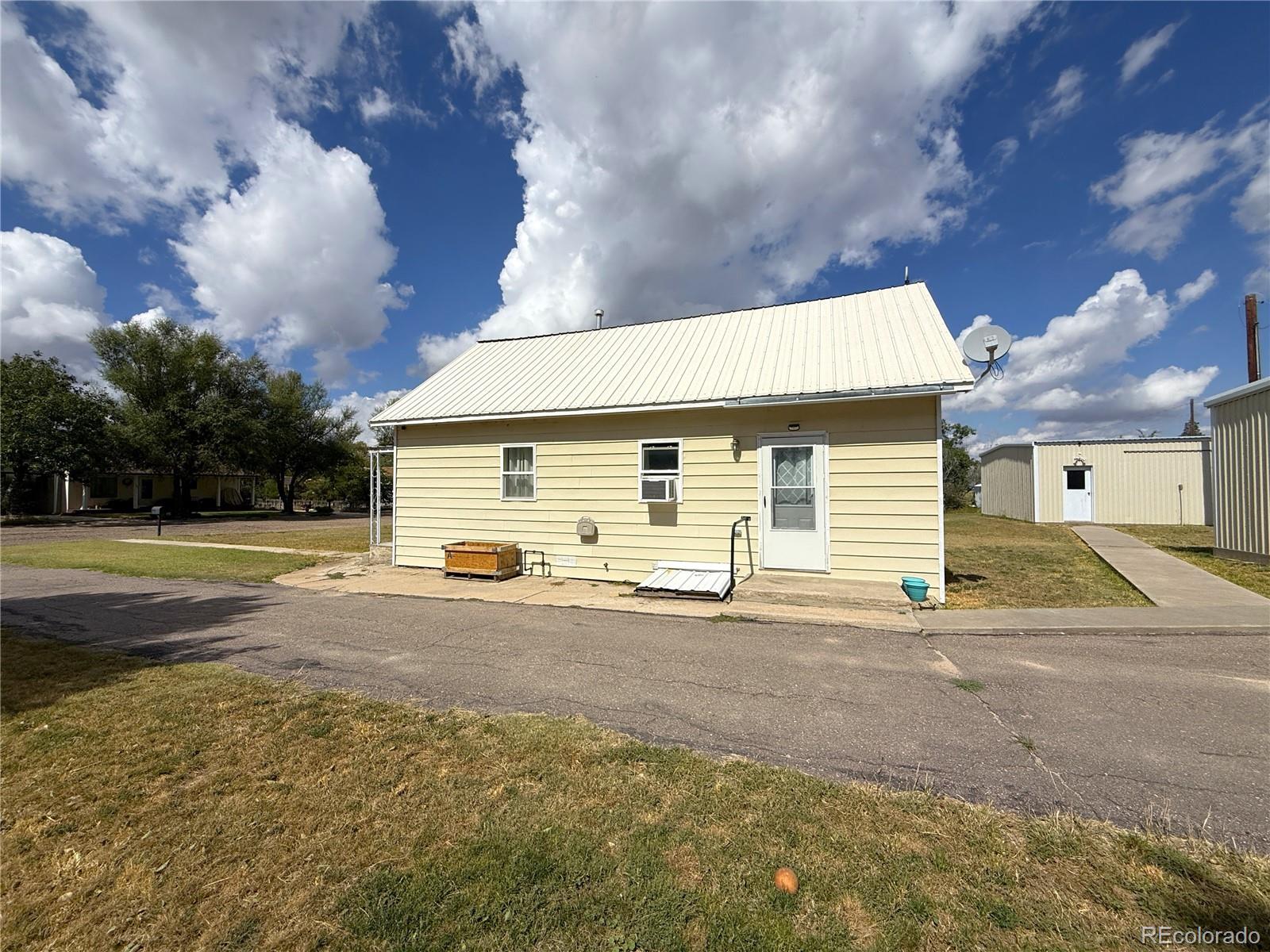 MLS Image #6 for 716  pawnee avenue,flagler, Colorado