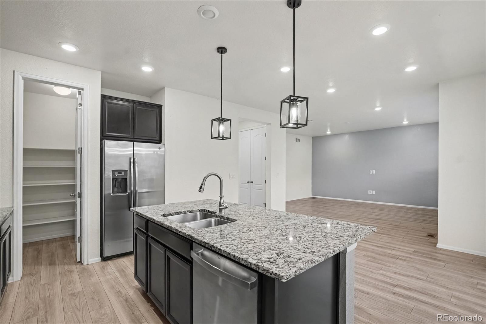 MLS Image #32 for 10931  uvalda street,commerce city, Colorado
