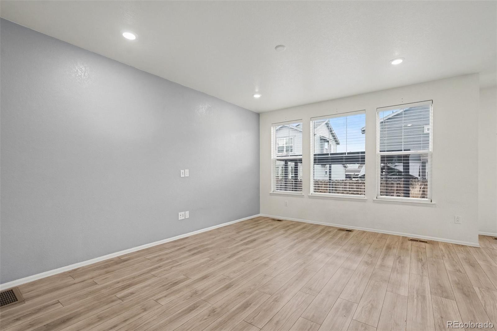 MLS Image #35 for 10931  uvalda street,commerce city, Colorado
