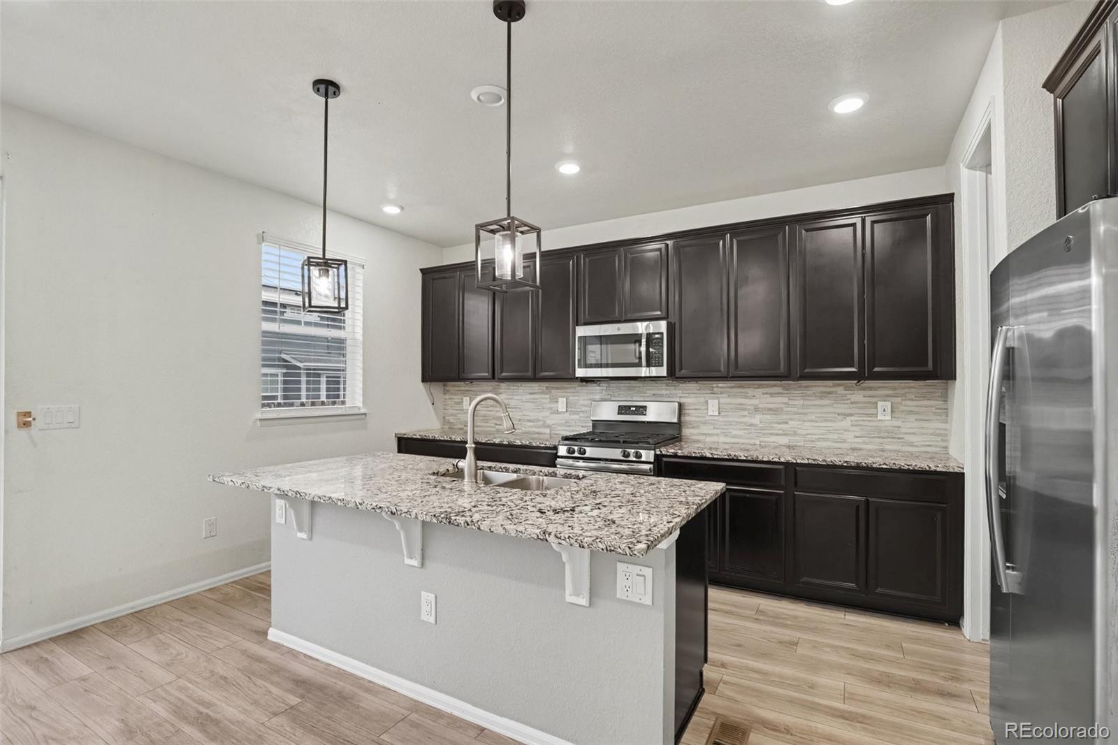 MLS Image #4 for 10931  uvalda street,commerce city, Colorado