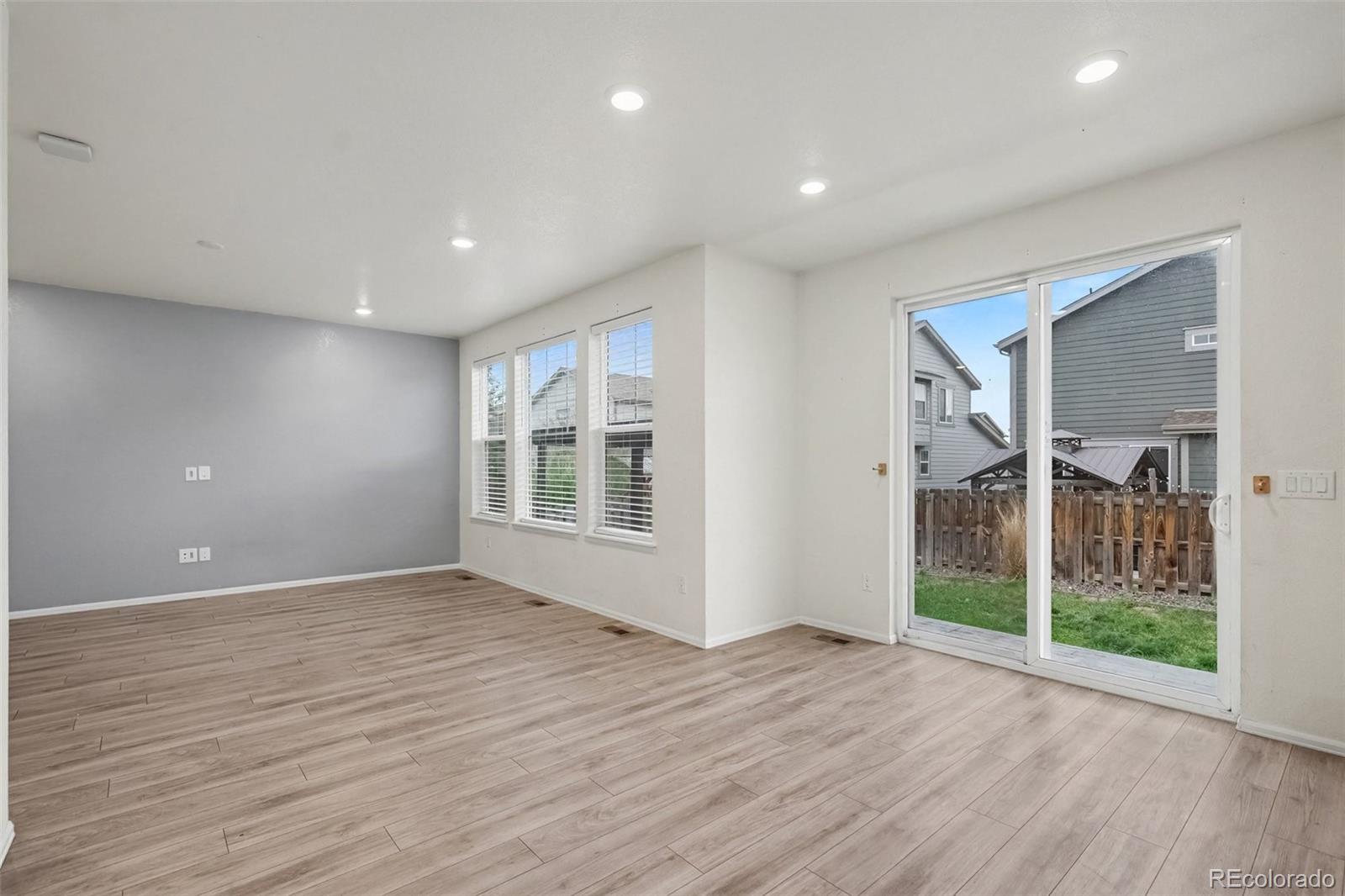MLS Image #7 for 10931  uvalda street,commerce city, Colorado