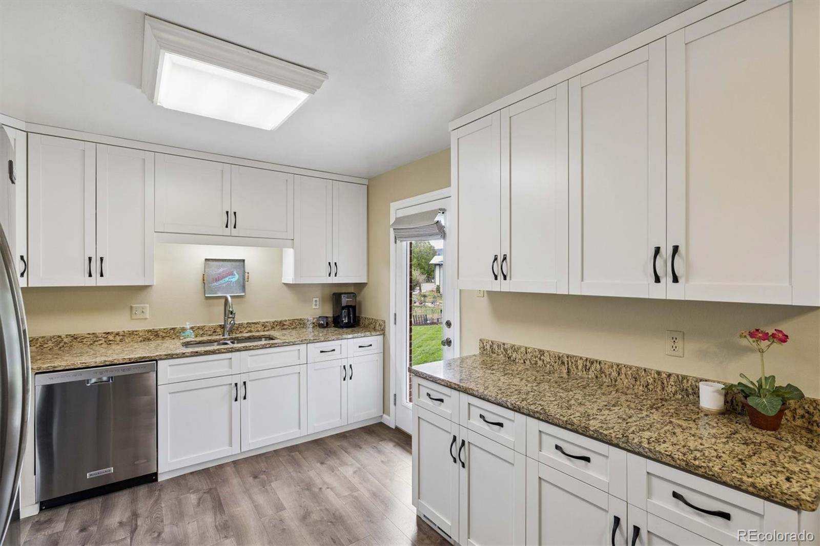 MLS Image #11 for 2239 s alkire court,lakewood, Colorado