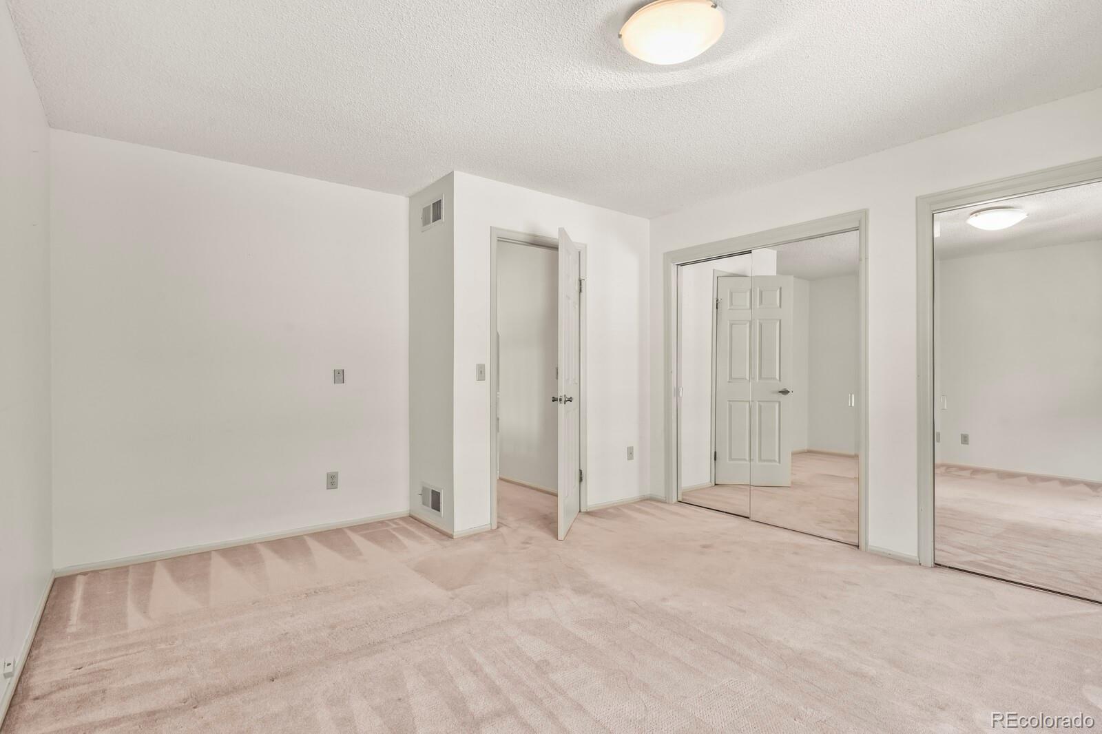 MLS Image #11 for 12506 e vassar drive,aurora, Colorado