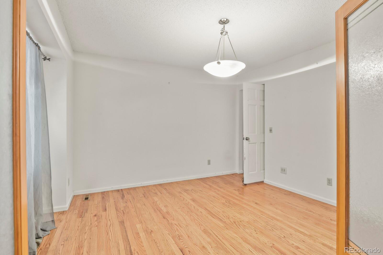 MLS Image #32 for 12506 e vassar drive,aurora, Colorado