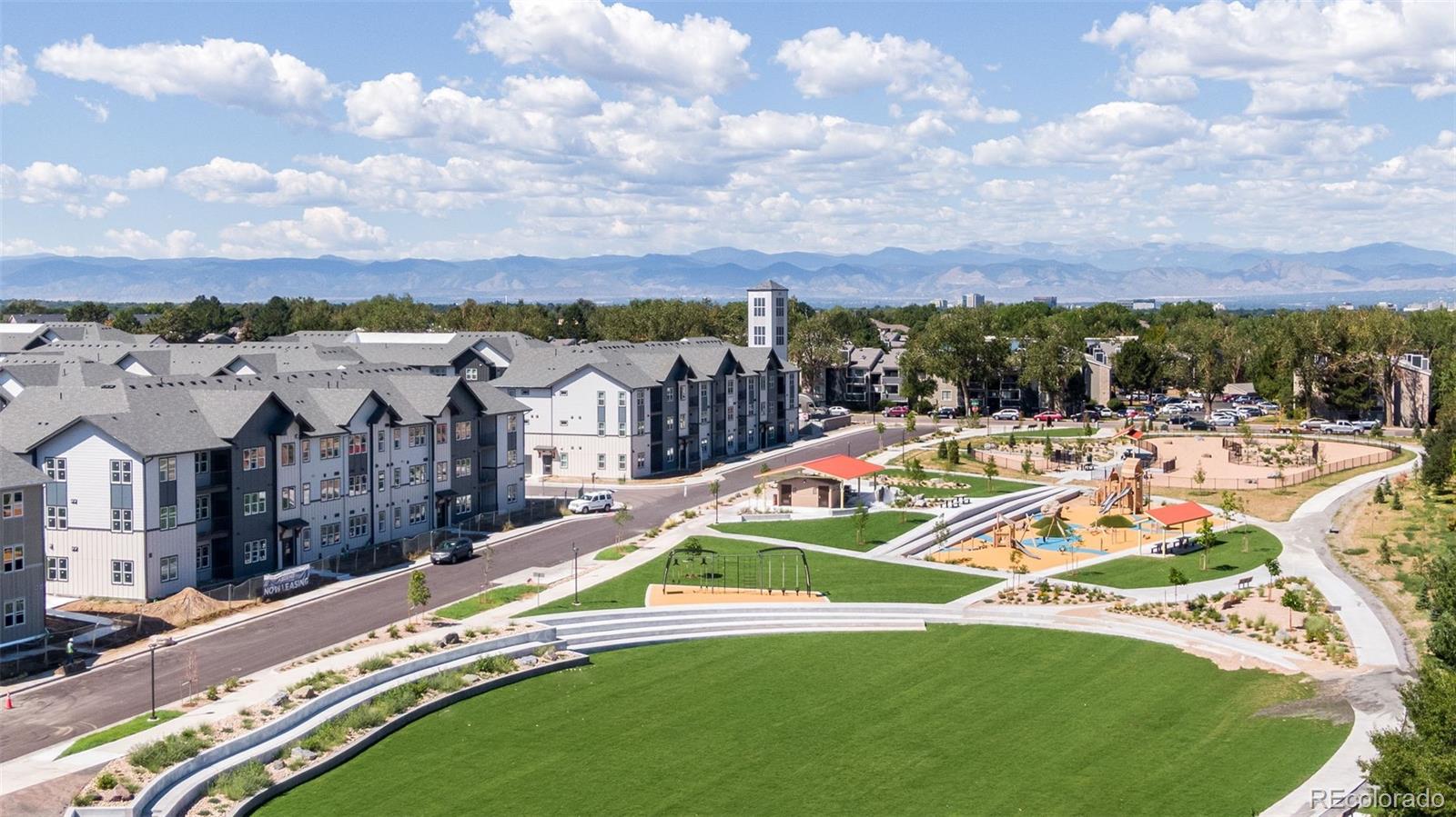 MLS Image #10 for 1418 s boston court,denver, Colorado