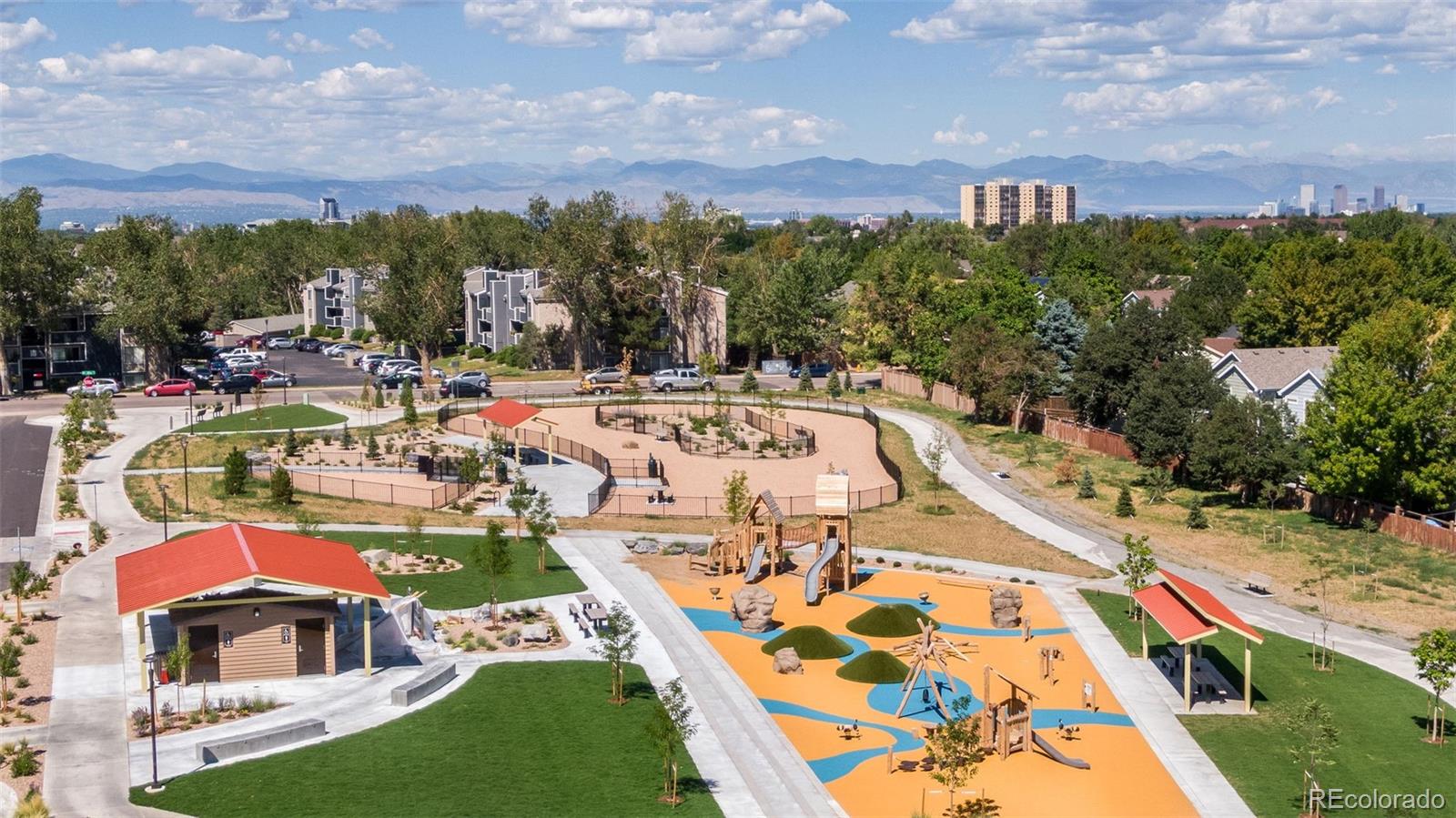 MLS Image #13 for 1418 s boston court,denver, Colorado