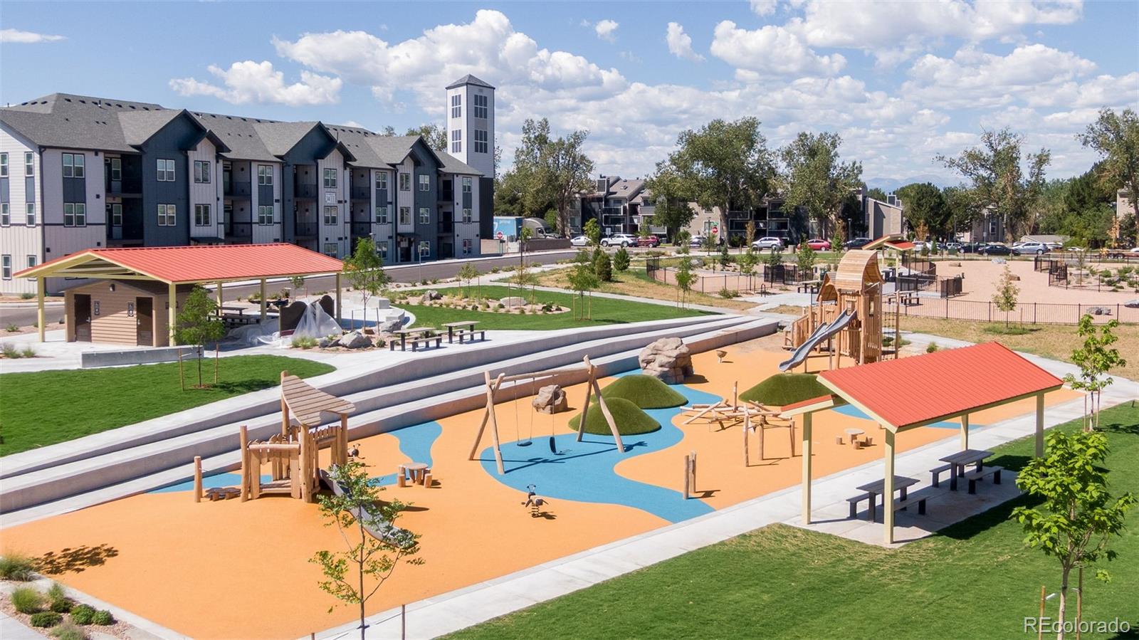 MLS Image #14 for 1418 s boston court,denver, Colorado