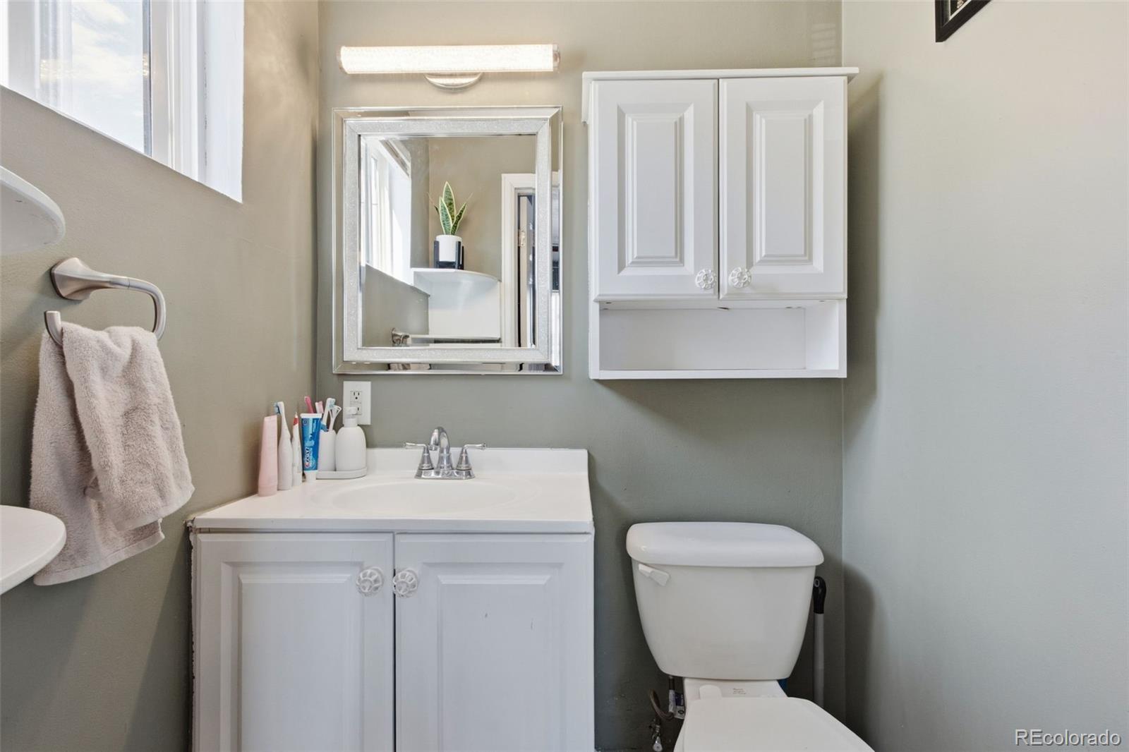 MLS Image #12 for 871  victor street,aurora, Colorado