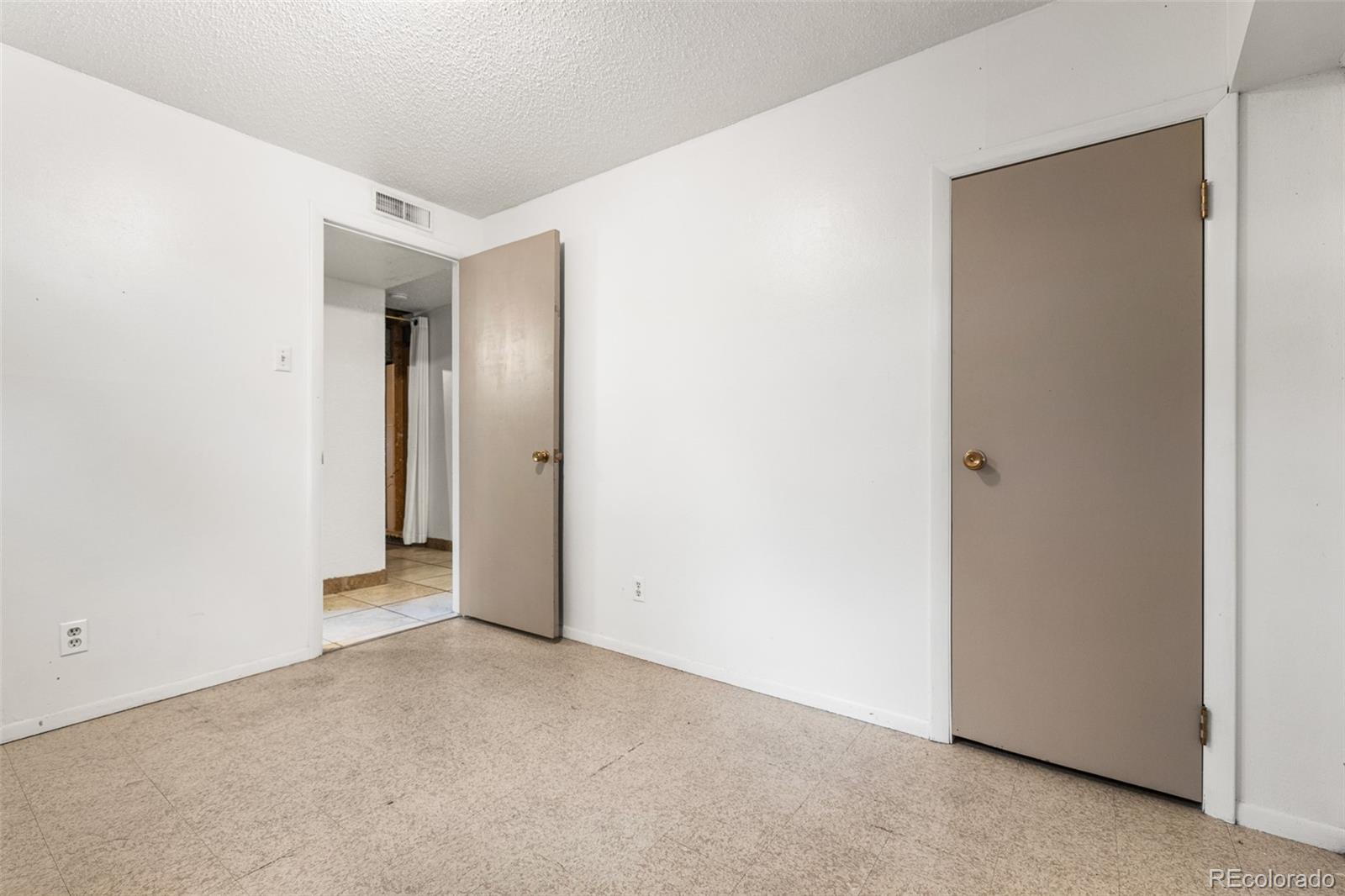 MLS Image #15 for 44  glenmore road,pueblo, Colorado
