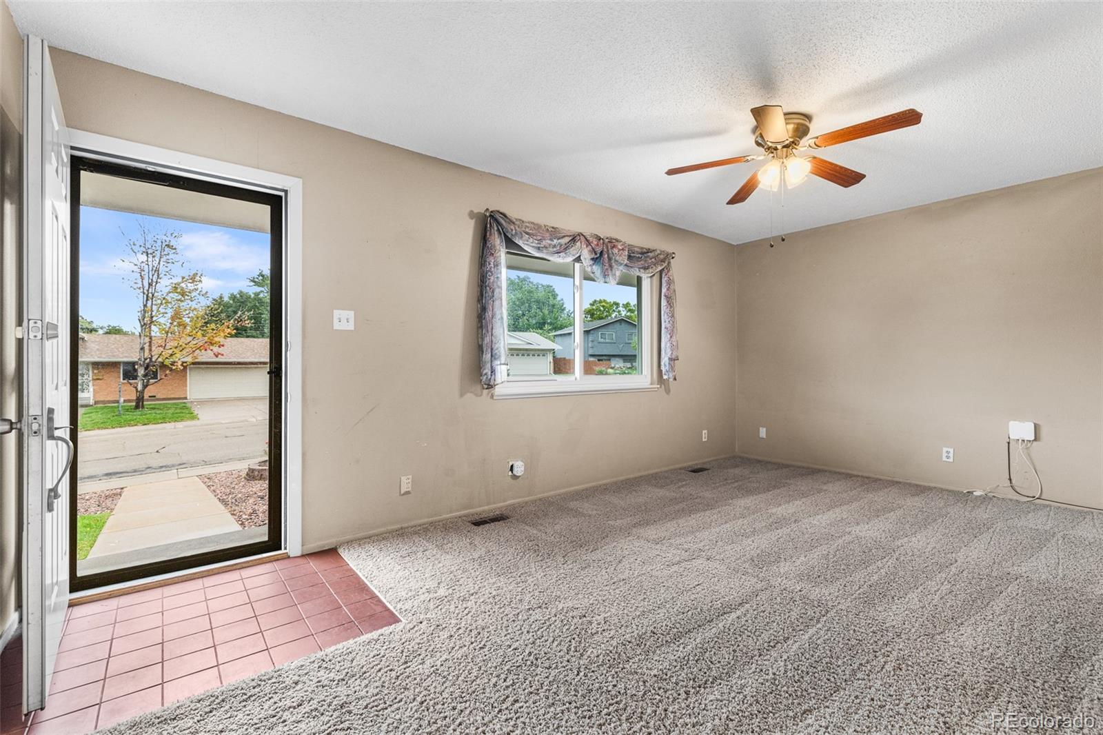 MLS Image #3 for 44  glenmore road,pueblo, Colorado