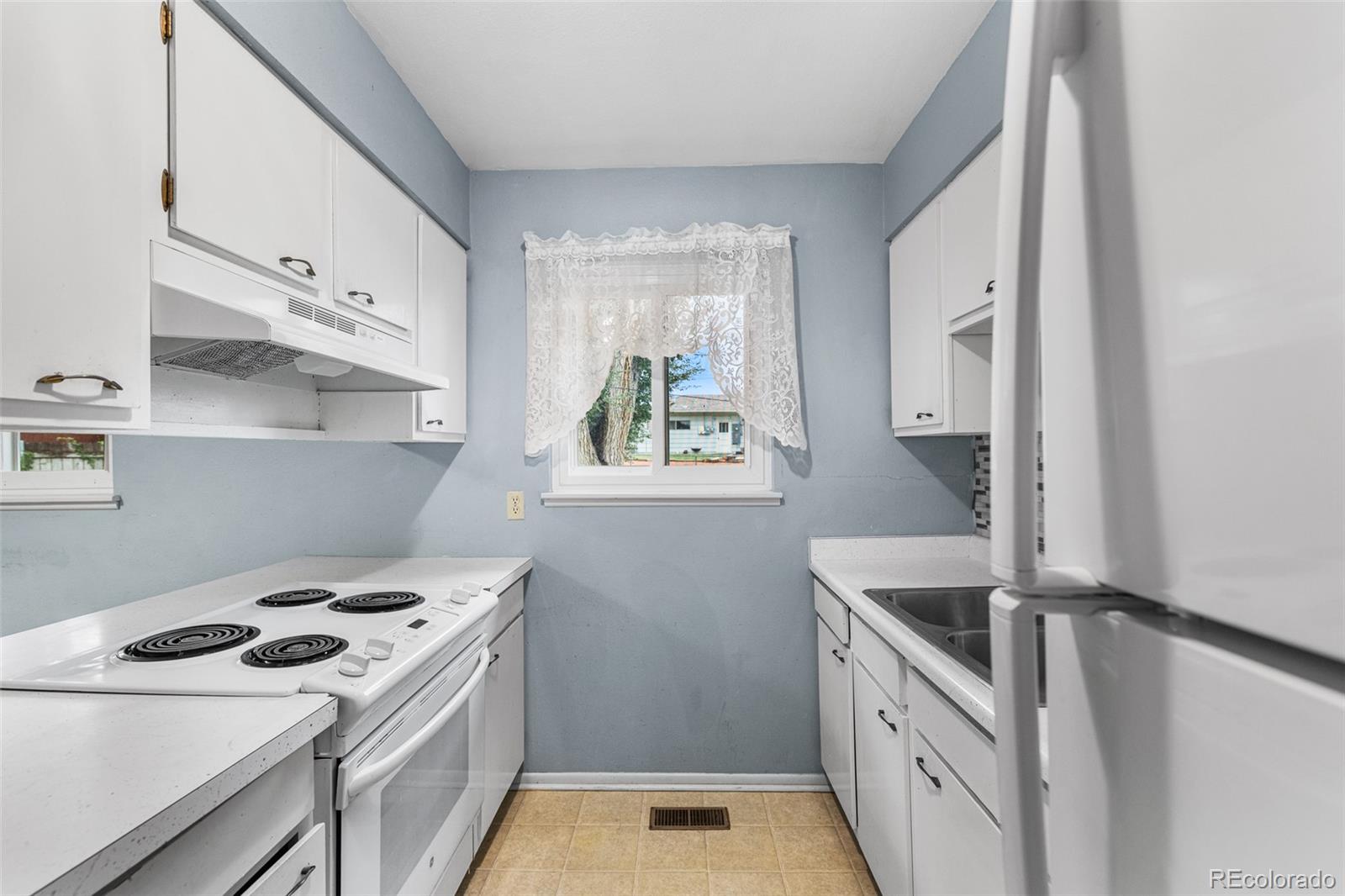 MLS Image #5 for 44  glenmore road,pueblo, Colorado