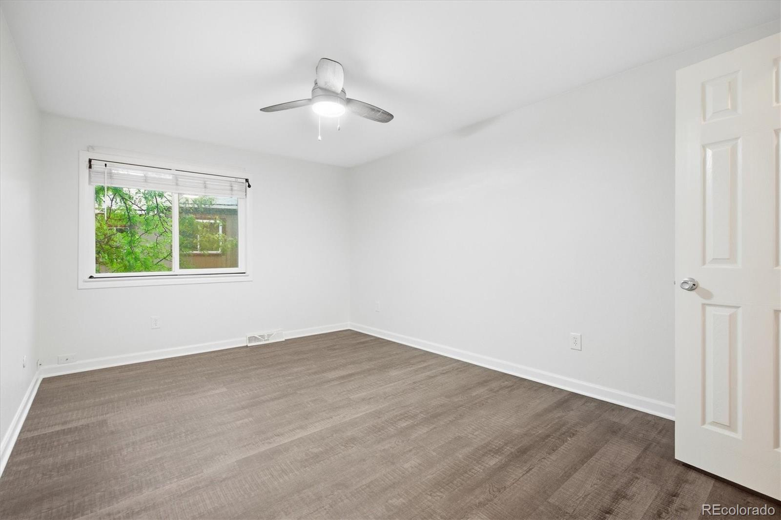 MLS Image #3 for 7700 w glasgow place,littleton, Colorado