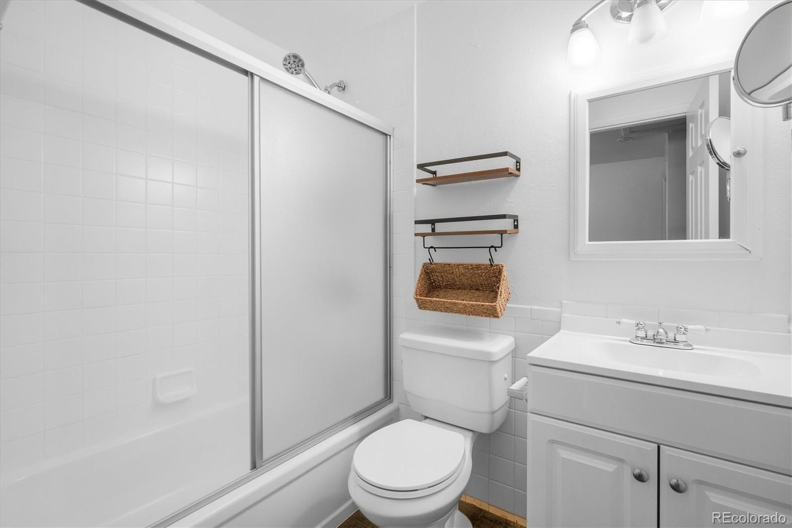 MLS Image #4 for 7700 w glasgow place,littleton, Colorado