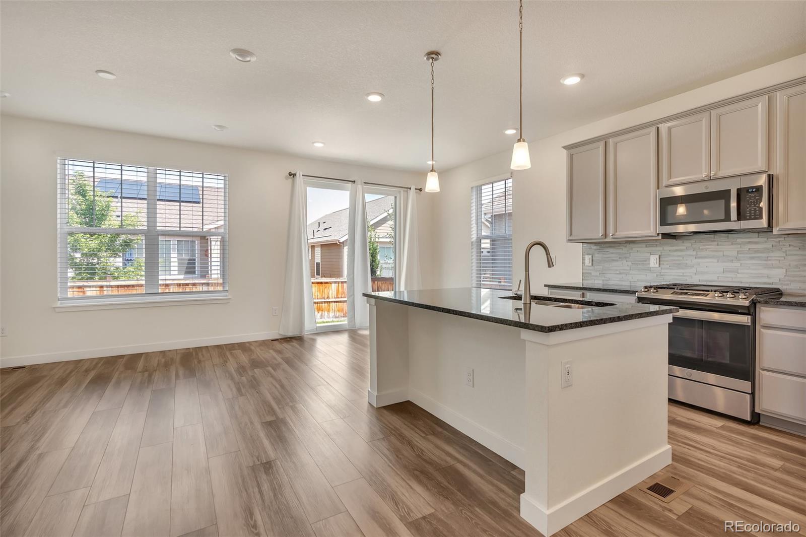 MLS Image #3 for 8531 w san juan avenue,littleton, Colorado