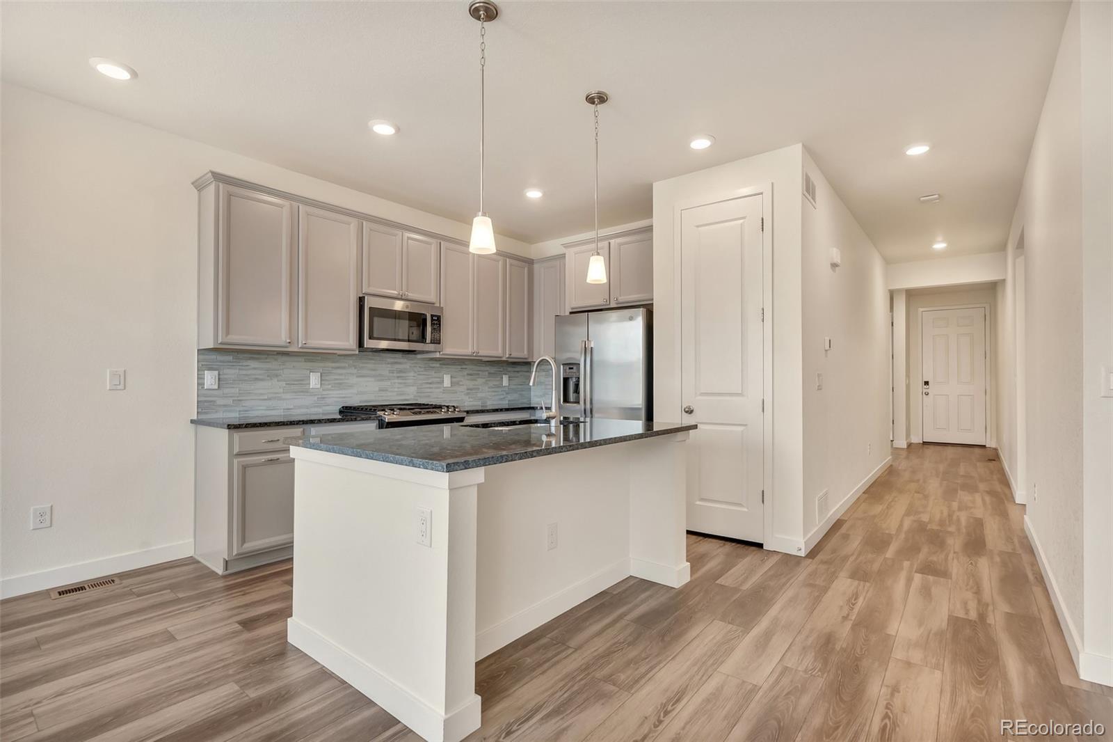 MLS Image #8 for 8531 w san juan avenue,littleton, Colorado