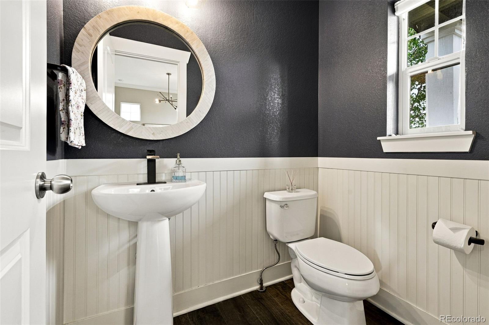 MLS Image #17 for 5047  akron street,denver, Colorado