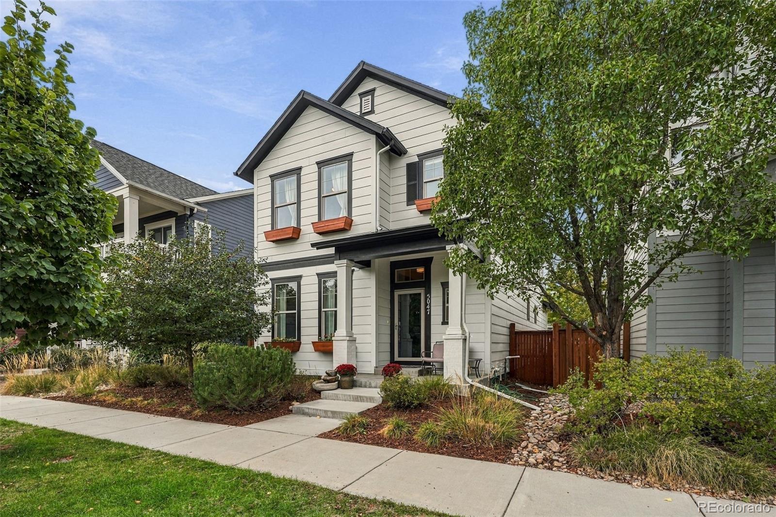 MLS Image #2 for 5047  akron street,denver, Colorado