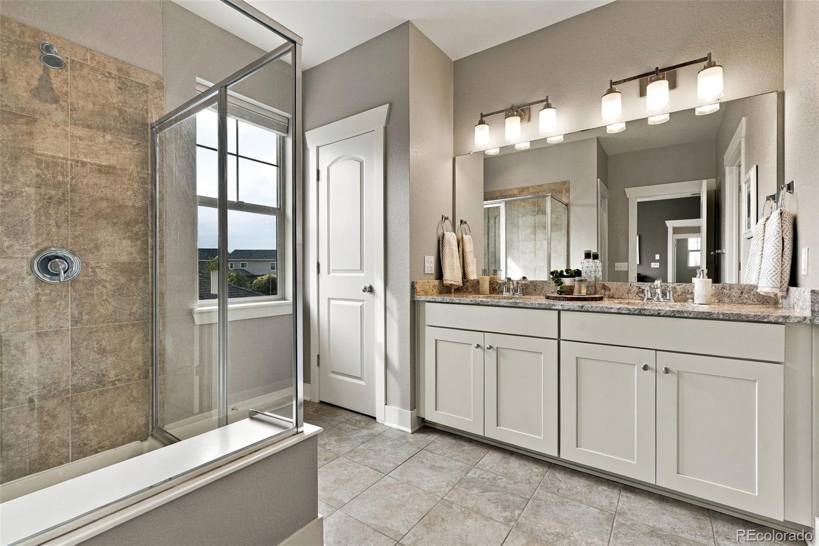MLS Image #22 for 5047  akron street,denver, Colorado