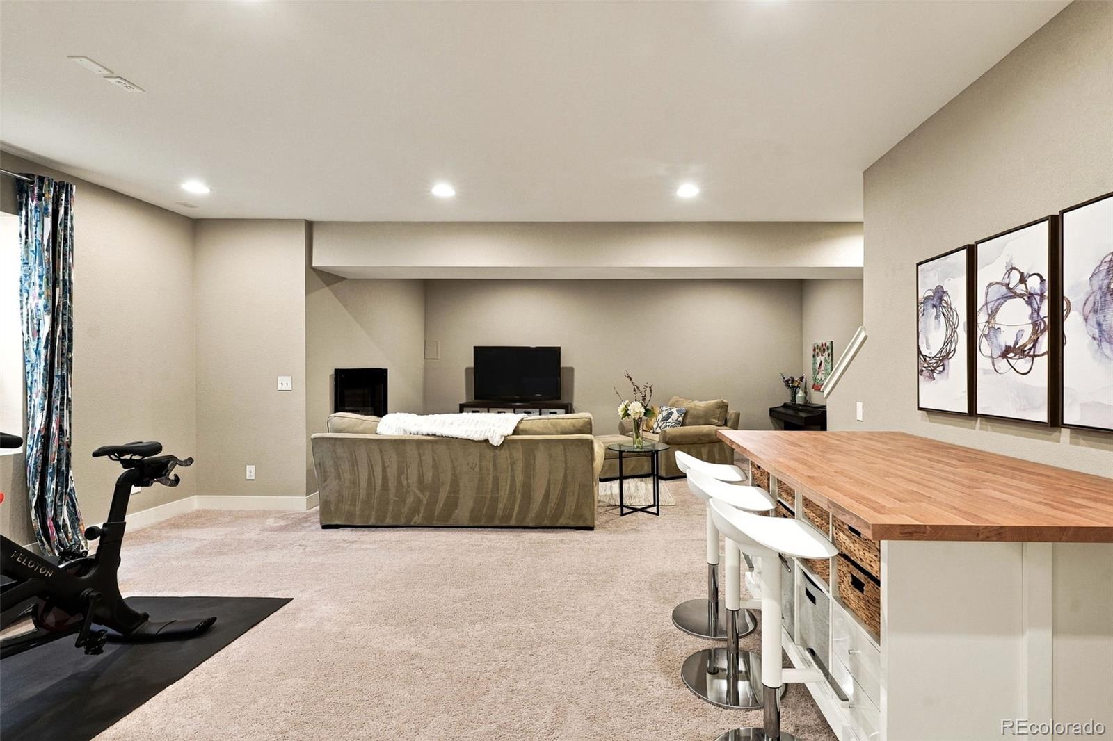 MLS Image #29 for 5047  akron street,denver, Colorado