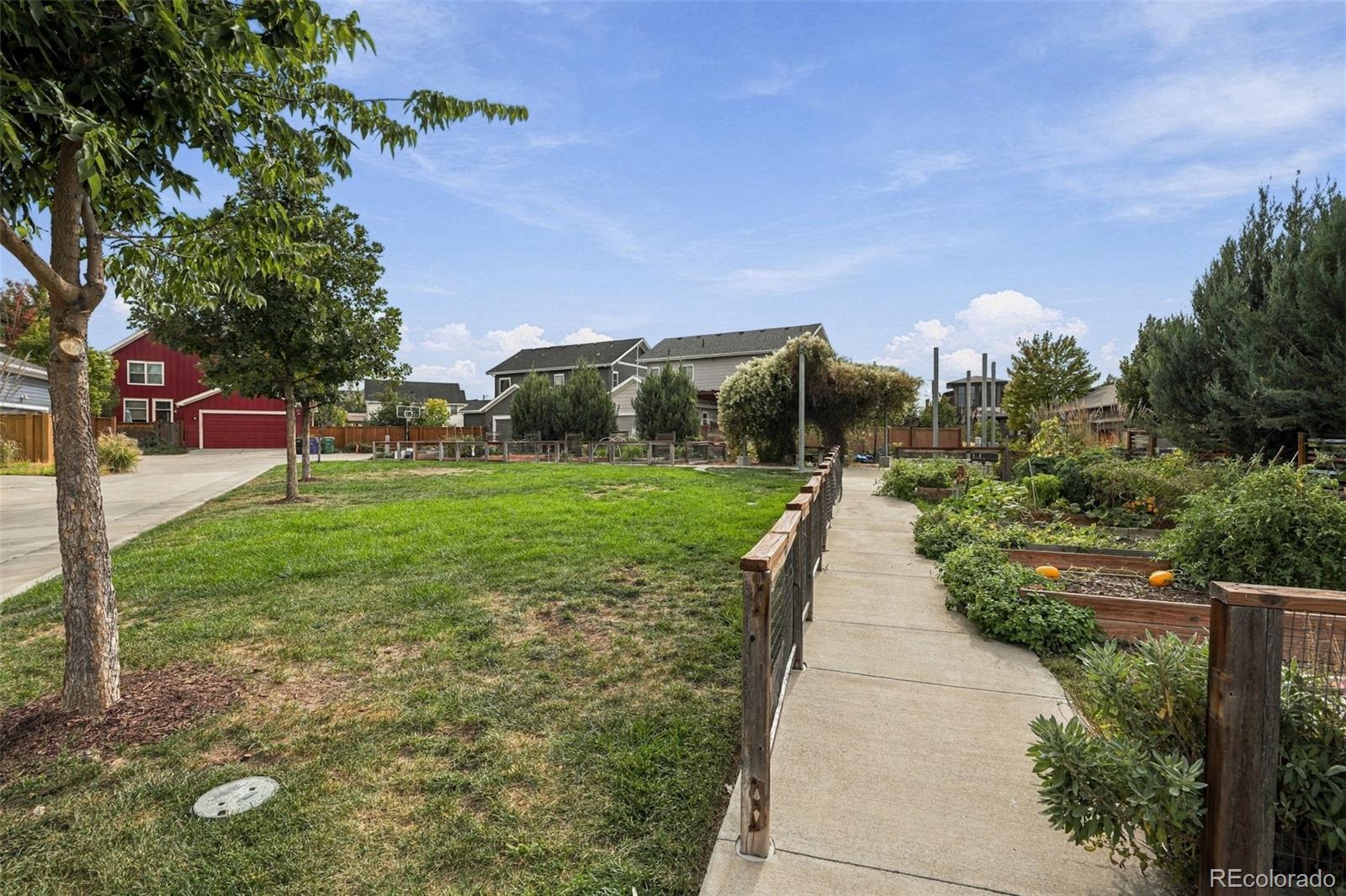 MLS Image #39 for 5047  akron street,denver, Colorado