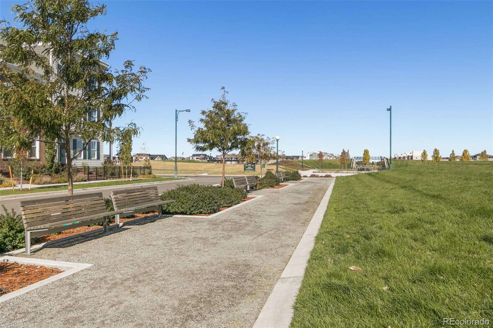 MLS Image #46 for 5047  akron street,denver, Colorado