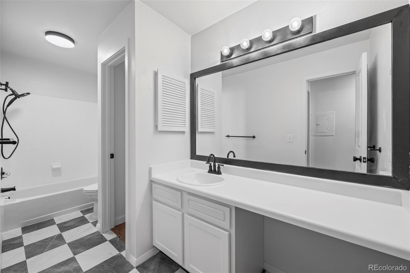 MLS Image #14 for 7977  countryside drive,niwot, Colorado