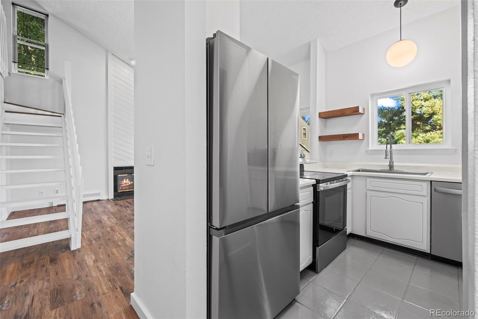 MLS Image #5 for 7977  countryside drive,niwot, Colorado