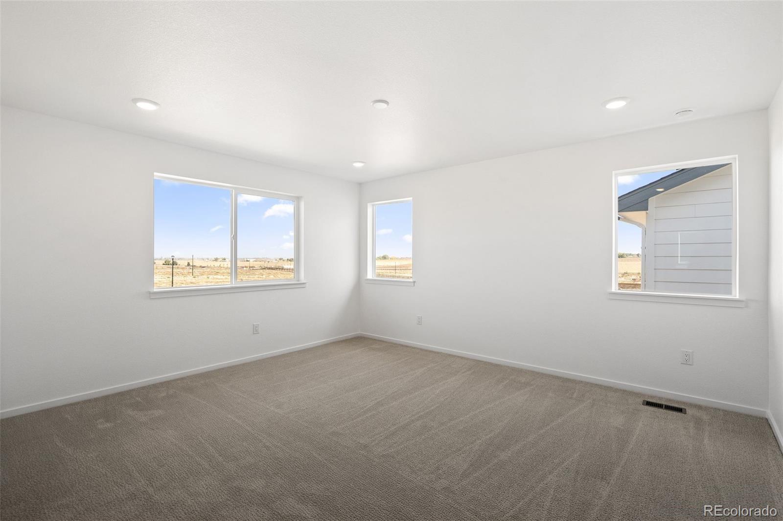 MLS Image #3 for 6773  utica avenue,firestone, Colorado