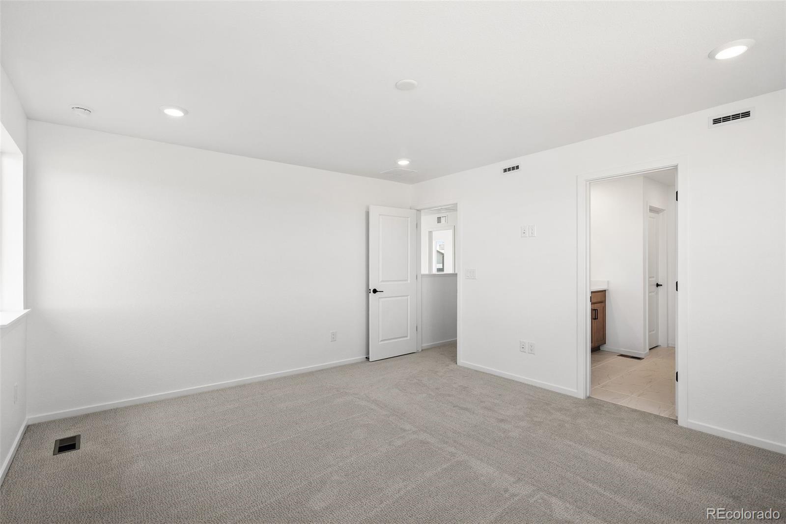 MLS Image #4 for 6773  utica avenue,firestone, Colorado