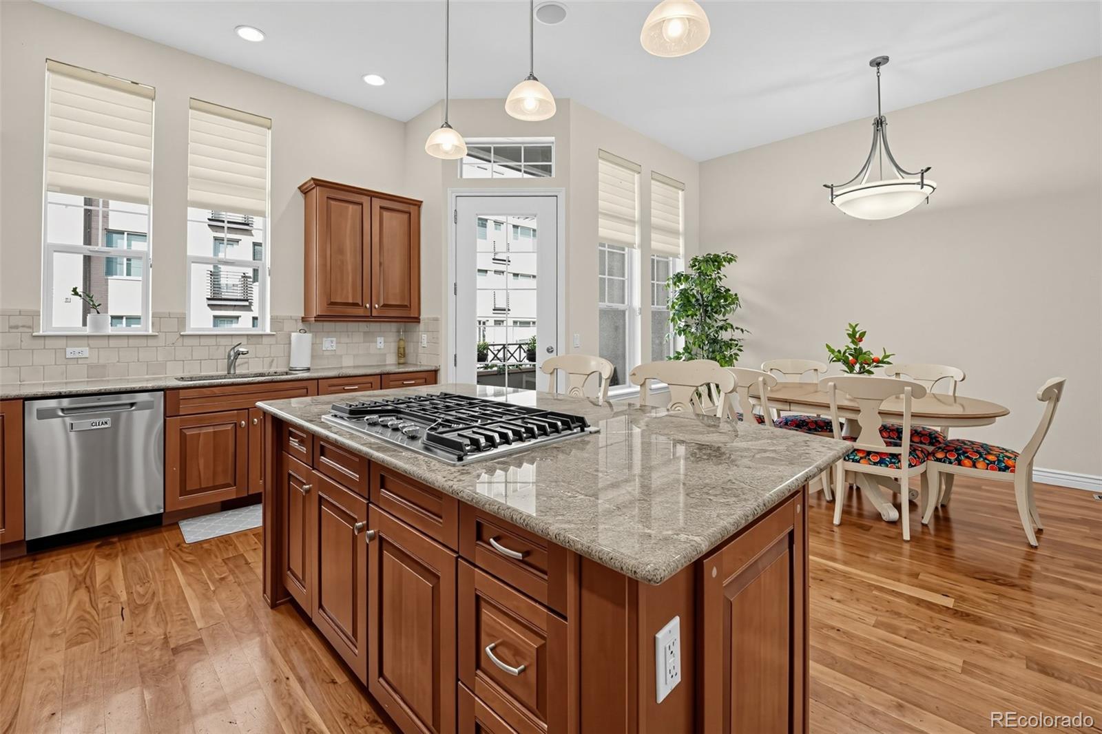 MLS Image #9 for 7833  inverness boulevard,englewood, Colorado