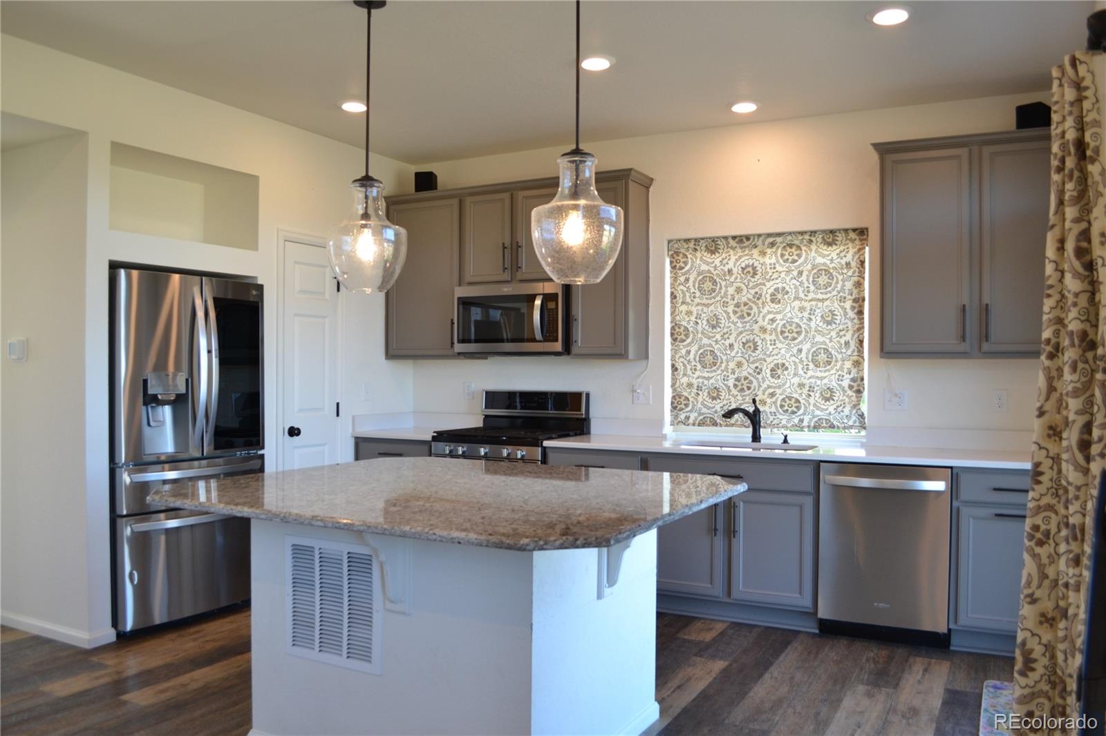 MLS Image #2 for 3785  summerwood way,johnstown, Colorado