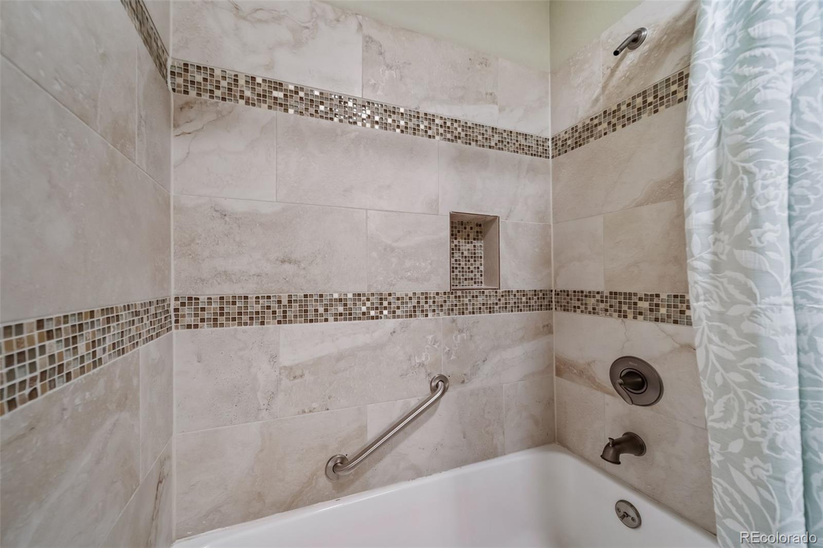 MLS Image #28 for 2670 e otero place 12,centennial, Colorado