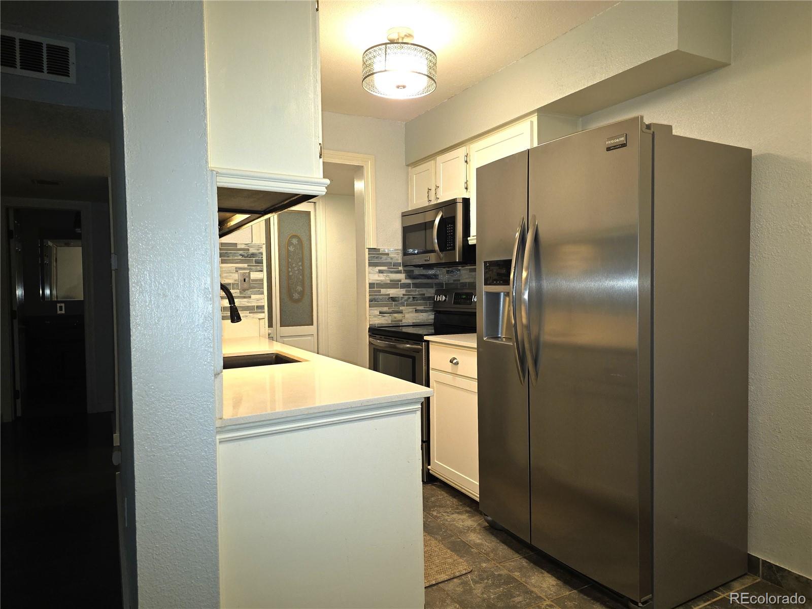 MLS Image #6 for 7755 e quincy avenue,denver, Colorado