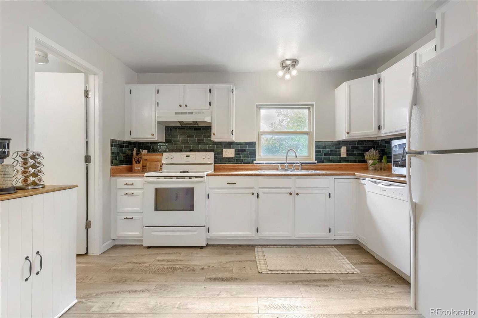 MLS Image #12 for 8025 s johnson court,littleton, Colorado