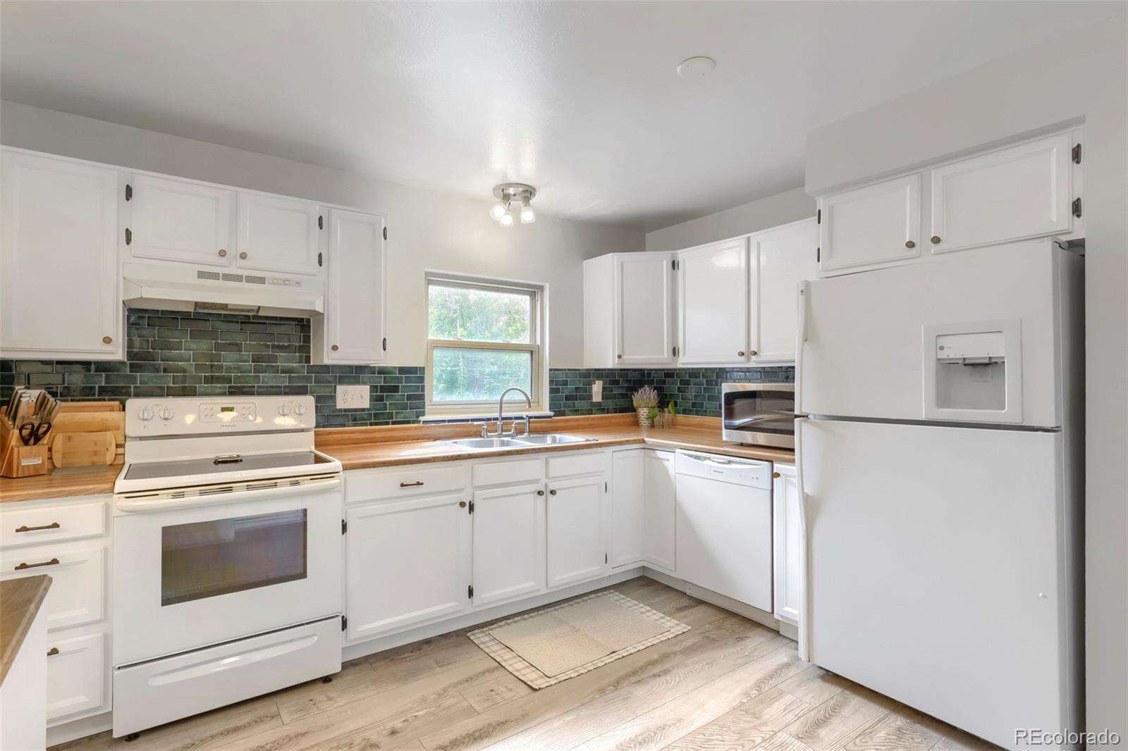MLS Image #13 for 8025 s johnson court,littleton, Colorado