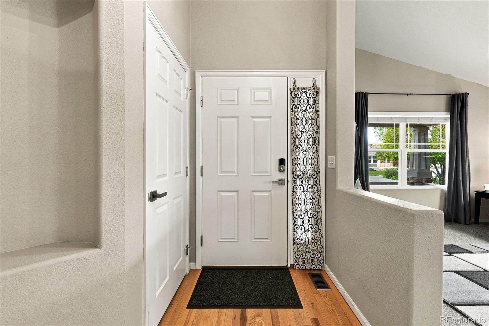 MLS Image #4 for 23988 e bellewood drive,aurora, Colorado
