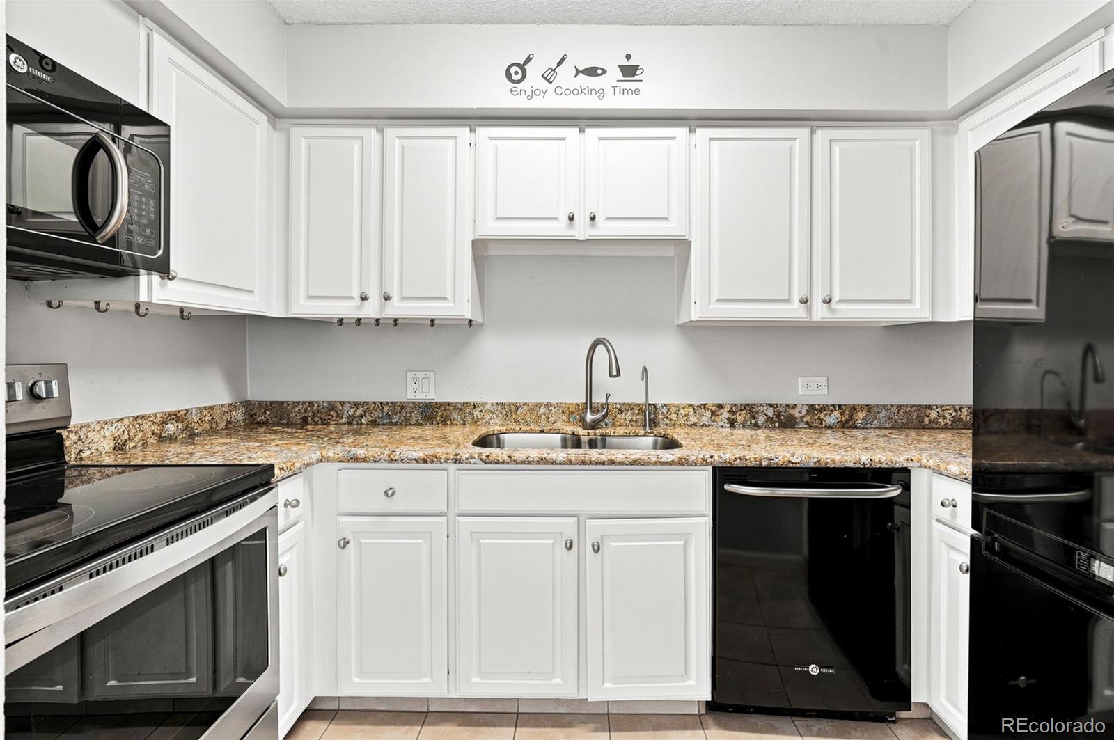 MLS Image #11 for 1020  15th street 33g,denver, Colorado