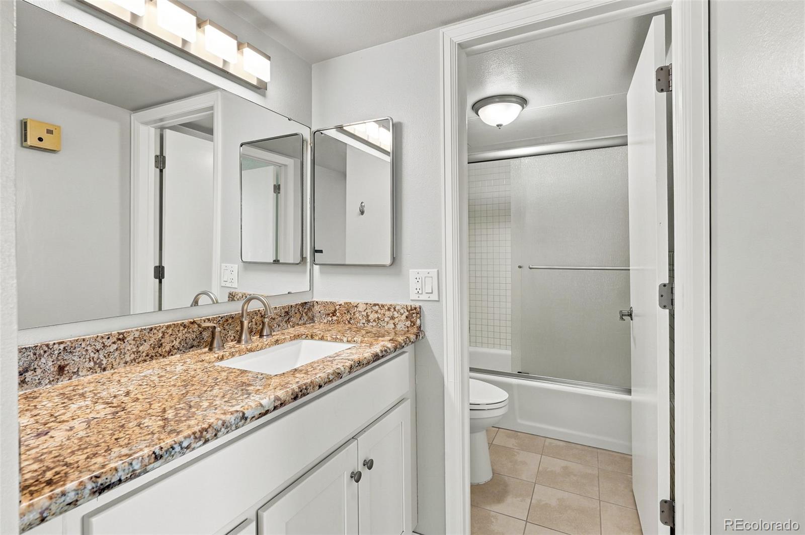 MLS Image #19 for 1020  15th street 33g,denver, Colorado