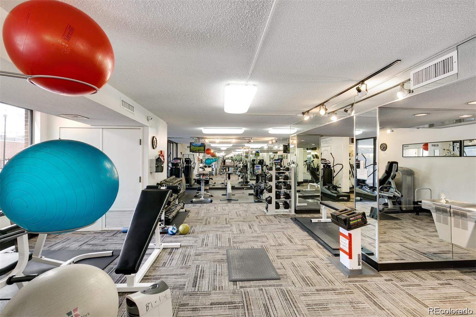 MLS Image #25 for 1020  15th street 33g,denver, Colorado
