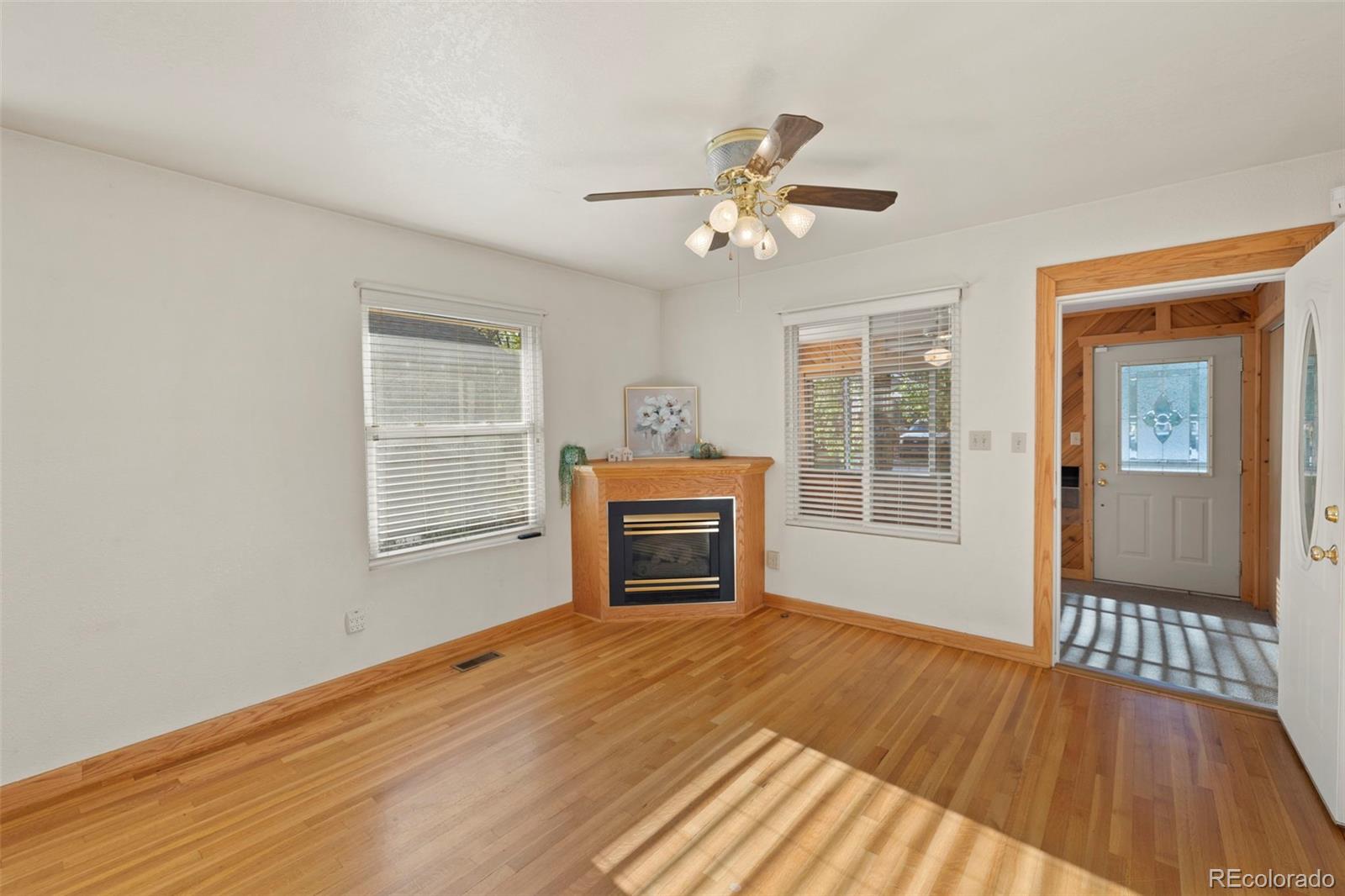 MLS Image #13 for 229 e washington street,colorado springs, Colorado
