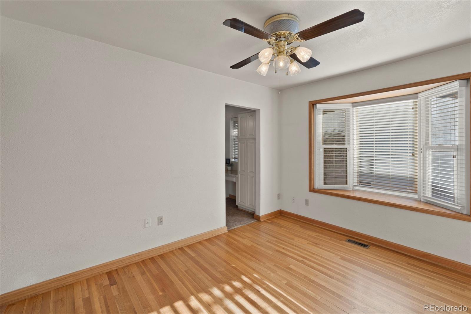 MLS Image #15 for 229 e washington street,colorado springs, Colorado