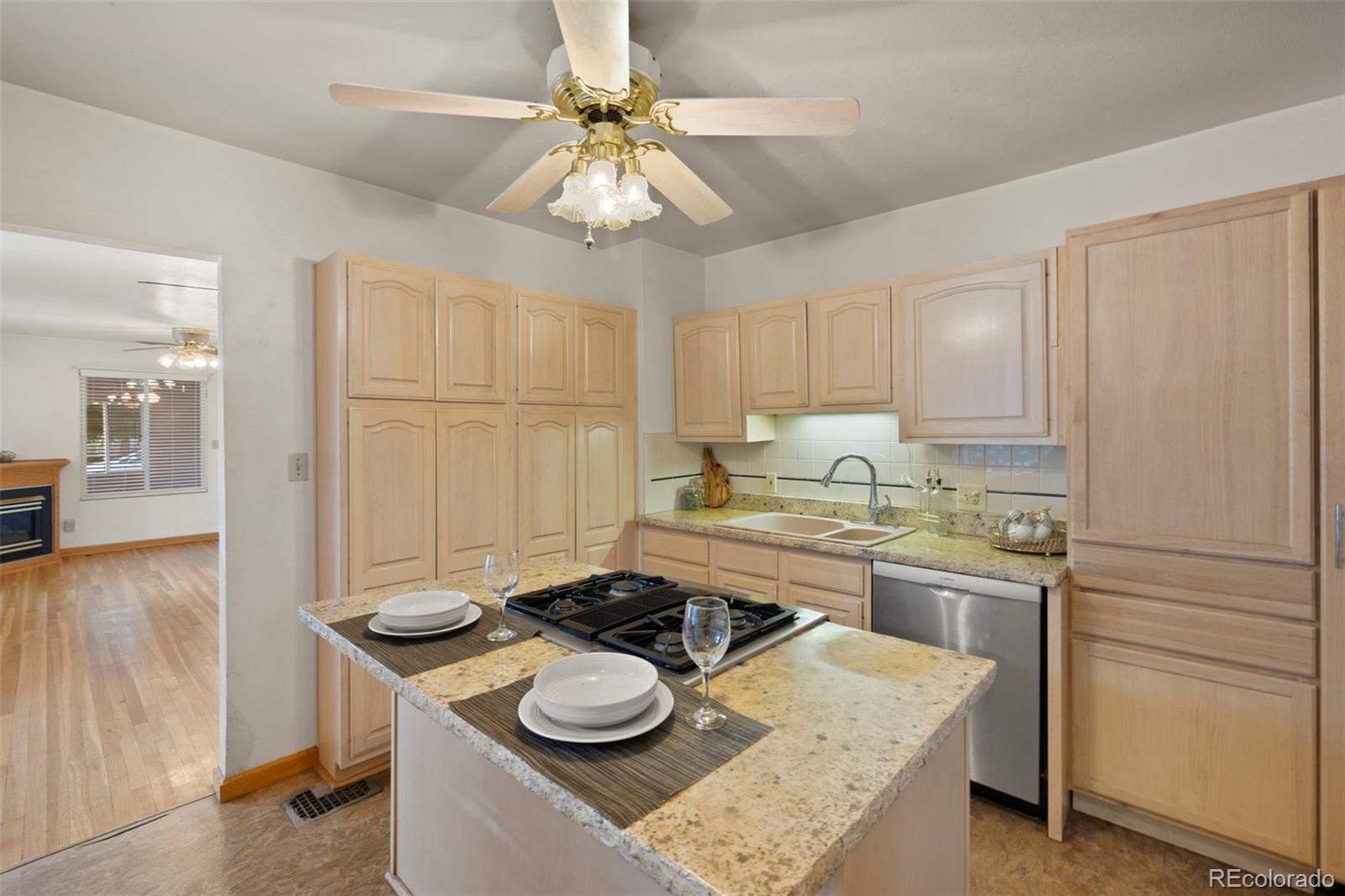MLS Image #19 for 229 e washington street,colorado springs, Colorado