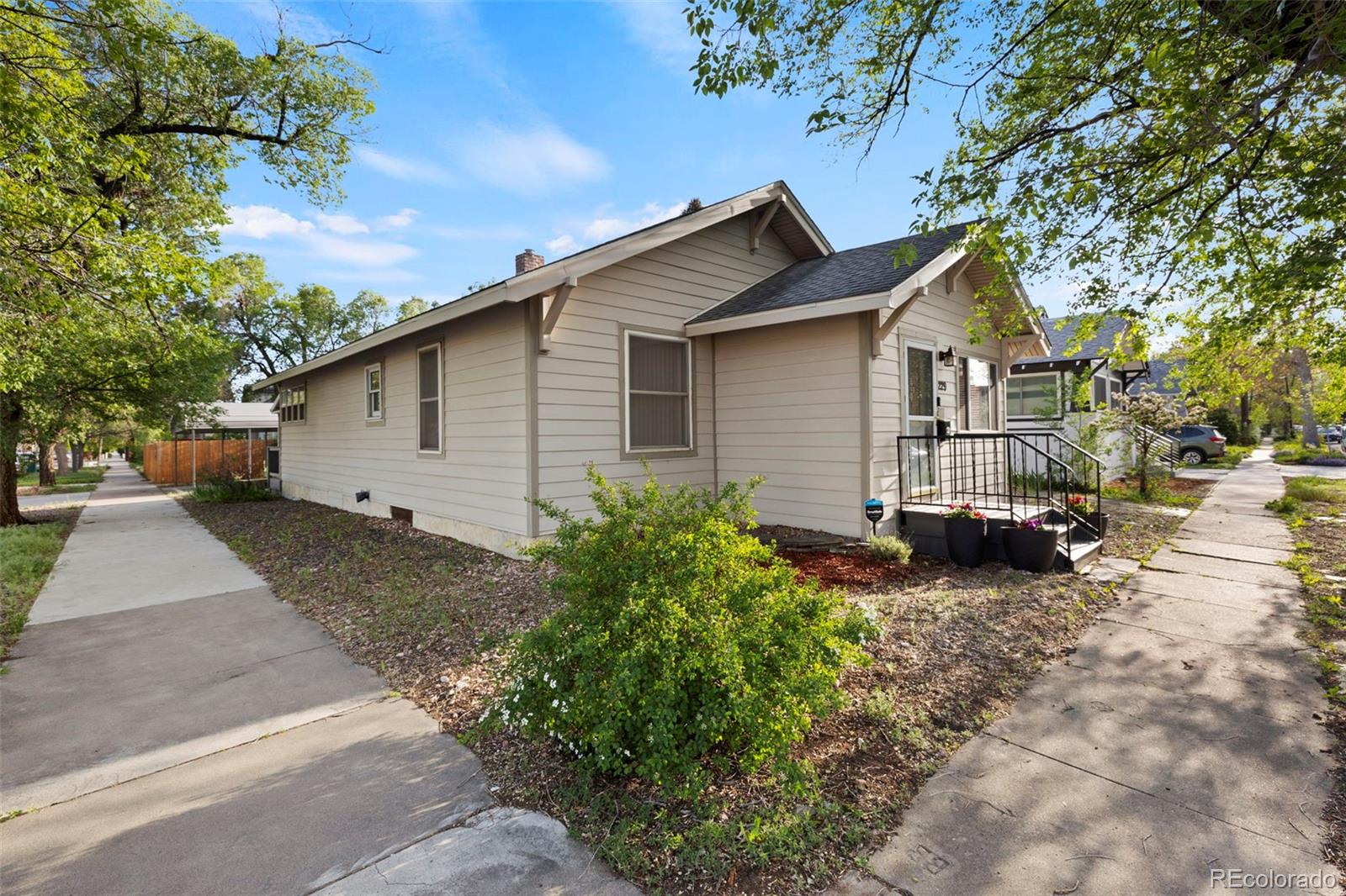 MLS Image #2 for 229 e washington street,colorado springs, Colorado