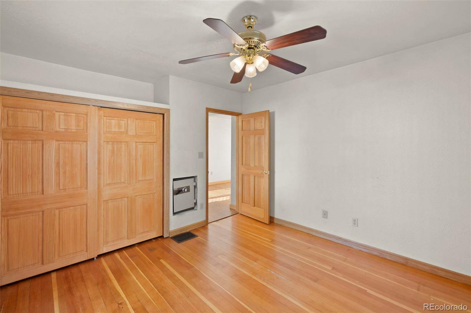 MLS Image #25 for 229 e washington street,colorado springs, Colorado