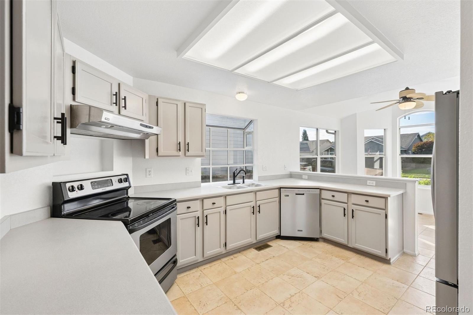 MLS Image #10 for 12369 w berry avenue,littleton, Colorado
