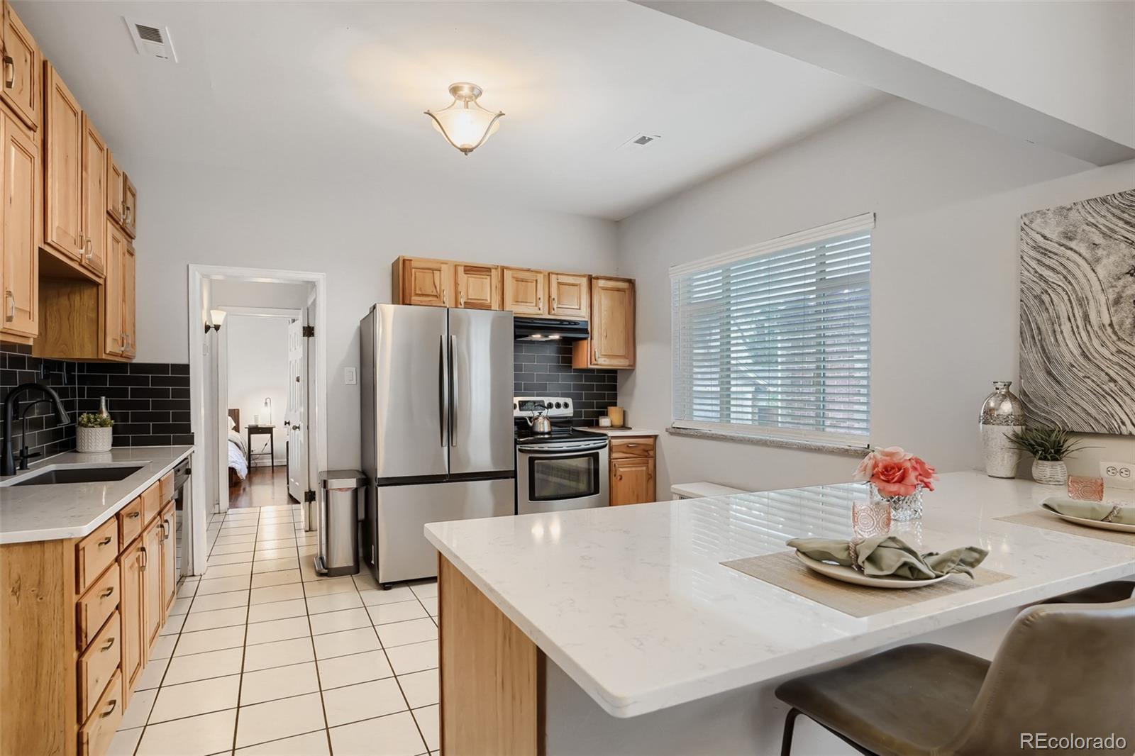 MLS Image #5 for 1416  stuart street,denver, Colorado