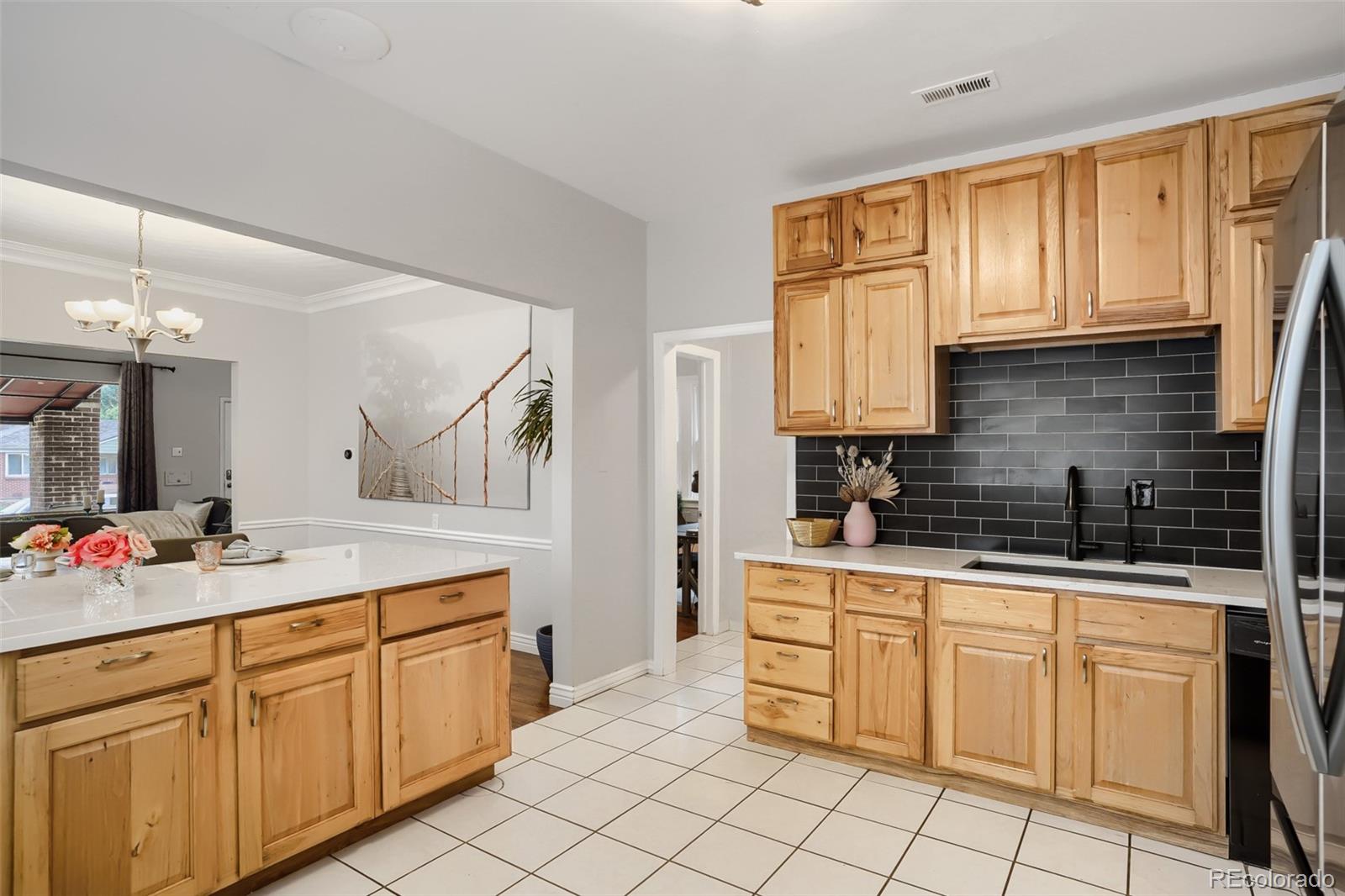 MLS Image #6 for 1416  stuart street,denver, Colorado